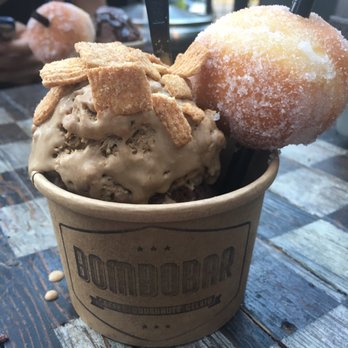 BomboBar - Two scoops of gelato (coffee & caramel crisp/s'mores) with two toppings (cinnamon toast crunch/mini bomboloni) - Desserts Near Me - Chicago, Illinois