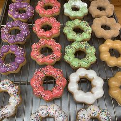 Justin's Donuts & Ice Cream - Mochi Donuts