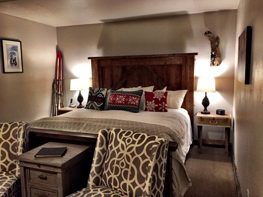 Hidden Moose Lodge by null