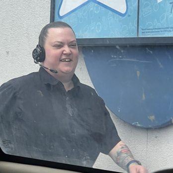Sonic Drive-In - Laughing at us (manager) - Fast Food Near Me - Madras, Oregon