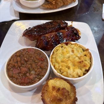 Restaurant 10 - Turkey Ribs, Mac n cheese, bbq beans & cornbread‼ - American Near Me - Atlanta, Georgia