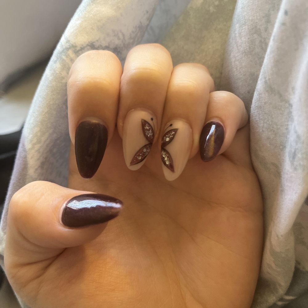 Unique Salon - Almost 2 weeks old - Nail Salons Near Me - Riverside, California