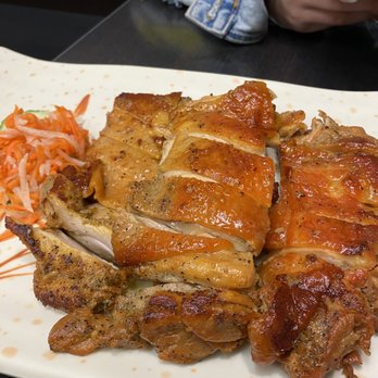Angus Pho House - Lemon grass chicken - Vietnamese Near Me - Toronto, Ontario