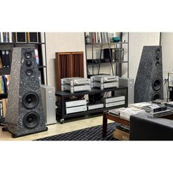 Common Wave Hi-Fi - Common Wave Acora and Nagra Demo