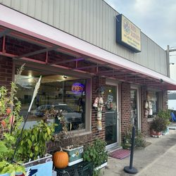 Red Raven Surf And Turf - Front door