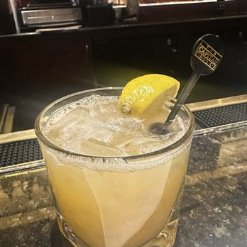 The Capital Grille - Peach Bourbon Smash - Steakhouses Near Me - Las Vegas, Nevada The Capital Grille - Peach Bourbon Smash - Steakhouses Near Me - Las Vegas, Nevada