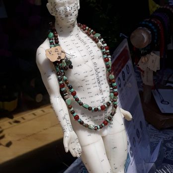 In Fine Fettle holistic - Admiring the well-acessorized acuman! - Acupuncture Near Me - Evanston, Illinois In Fine Fettle holistic - Admiring the well-acessorized acuman! - Acupuncture Near Me - Evanston, Illinois