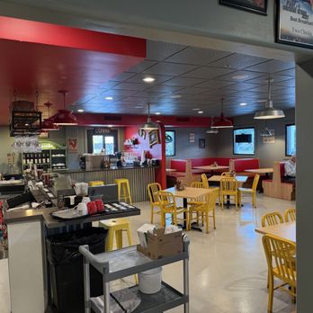Two Chicks South - Seating - Breakfast & Brunch Near Me - Reno, Nevada Two Chicks South - Seating - Breakfast & Brunch Near Me - Reno, Nevada