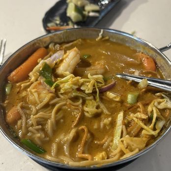 Aaharn - Khao Soi (Curry Noodles) - Thai Near Me - San Diego, California Aaharn - Khao Soi (Curry Noodles) - Thai Near Me - San Diego, California
