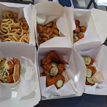 Cluck Kitchen - Lunch meal - Chicken Shop Near Me - Irvine, California Cluck Kitchen - Lunch meal - Chicken Shop Near Me - Irvine, California