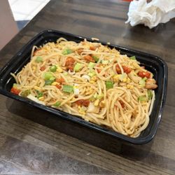 Desi Bites - Omaha - Chicken Hakka Noodles