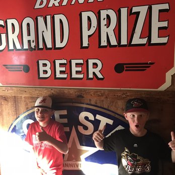 Dixie Chicken - American Near Me - College Station, Texas