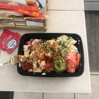 PokiTomik - First time trying I must say it's amazing - Poke Near Me - Valley Glen, California PokiTomik - First time trying I must say it's amazing - Poke Near Me - Valley Glen, California