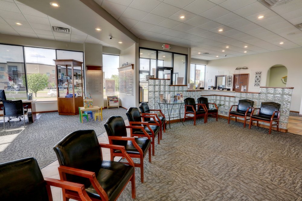 JOHNSON EYECARE & EYEWEAR Updated May 2024 13 Photos 1525 31st