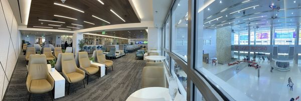 Delta Sky Club by null