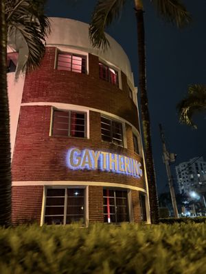 Bar Gaythering by null