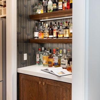 Kitchen & Bath Plus - Dry bar with floating shelves - General Contractors Near Me - Longwood, Florida Kitchen & Bath Plus - Dry bar with floating shelves - General Contractors Near Me - Longwood, Florida