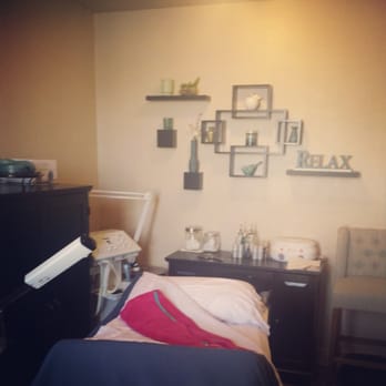 The Glam Spa - Relaxing treatment room. - Day Spas Near Me - Clovis, California