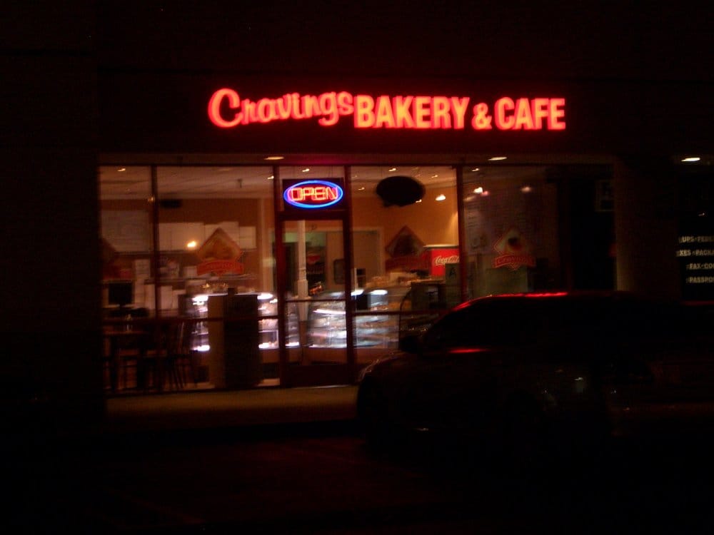 Cravings Bakery & Cafe Logo