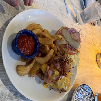 Blackfish Tavern - Smash burger with added bacon, friend onions and American cheese. - Salad Near Me - Northport, New York Blackfish Tavern - Smash burger with added bacon, friend onions and American cheese. - Salad Near Me - Northport, New York