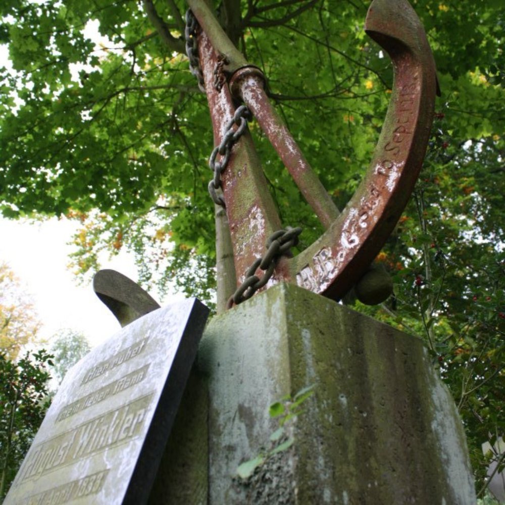 Friedhof Ohlsdorf - real anchor! - Funeral Services & Cemeteries Near Me - Hamburg, HH