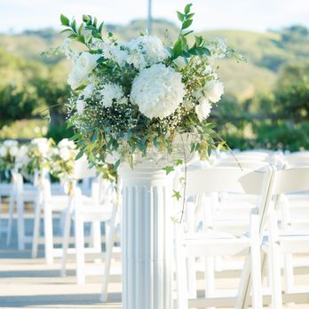 C&M Fleuri - Florists Near Me