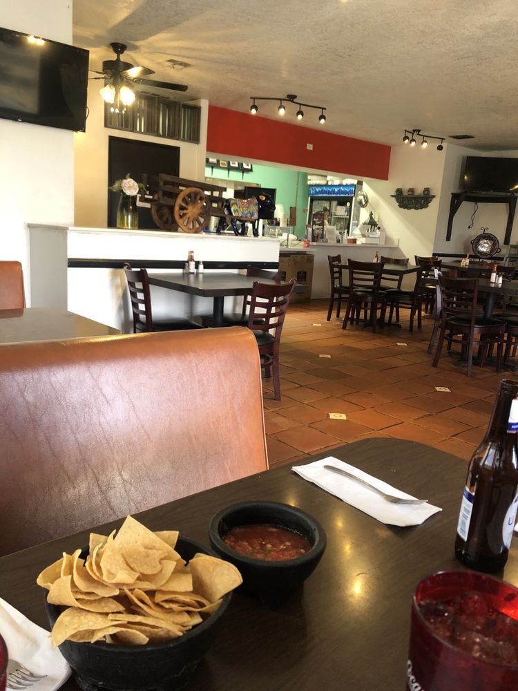 Chevo's Mexican Restaurant & Seafood
