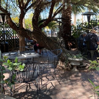 Cibo - Outside patio - Pizza Near Me - Phoenix, Arizona Cibo - Outside patio - Pizza Near Me - Phoenix, Arizona
