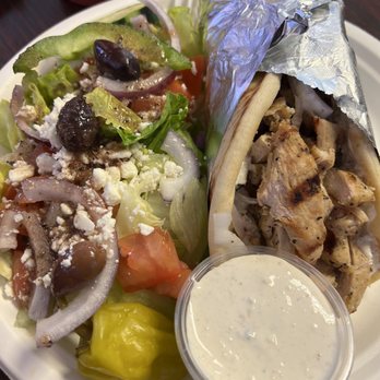 George's Gyros - Chicken Pita Sandwich with side salad - Salad Near Me - Mesa, Arizona