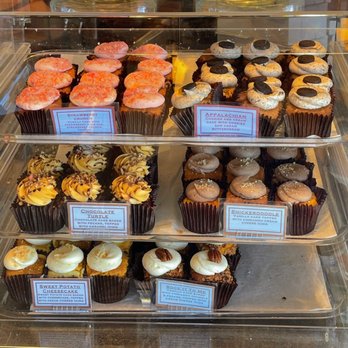 Fresh Bakery - Display window 3 - Bakeries Near Me - Owings Mills, Maryland Fresh Bakery - Display window 3 - Bakeries Near Me - Owings Mills, Maryland