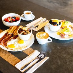 Eggs Benedict
