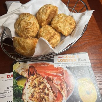 Red Lobster - Cheddar bay biscuits - Seafood Near Me - Valencia, California Red Lobster - Cheddar bay biscuits - Seafood Near Me - Valencia, California