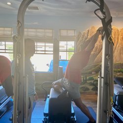 Oscar taking a stretch class !! men do pilates YAY