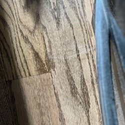 Legacy Flooring Lw - Close up of the worst side.