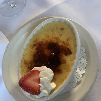 Cafe on the Green - Crème Brulee - Italian Near Me - Danbury, Connecticut Cafe on the Green - Crème Brulee - Italian Near Me - Danbury, Connecticut