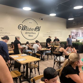 Mister O1 Extraordinary Pizza - Pinecrest - Inside - Pizza Near Me - Pinecrest, Florida Mister O1 Extraordinary Pizza - Pinecrest - Inside - Pizza Near Me - Pinecrest, Florida