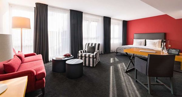 THE MADISON Hotel Hamburg by null