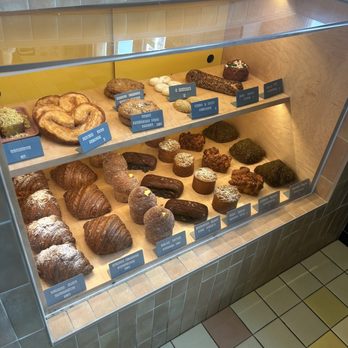 Yellow - Food: Pastry Options - Coffee & Tea Near Me - Washington, DC, District of Columbia Yellow - Food: Pastry Options - Coffee & Tea Near Me - Washington, DC, District of Columbia