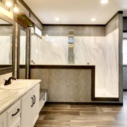 Palm Harbor Village - Walk - in Shower