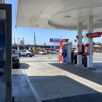 Mobil - Gas Stations Near Me - Los Angeles, California Mobil - Gas Stations Near Me - Los Angeles, California