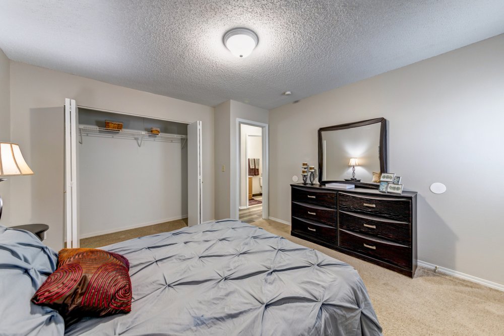 CASALON PARKWAY APARTMENTS Updated September 2024 38 Photos 200