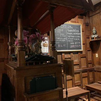 Bangkok Garden - Inside - Thai Near Me - Virginia Beach, Virginia