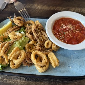 Anna Maria Oyster Bar - Pier - Calamari - Seafood Near Me - Bradenton Beach, Florida
