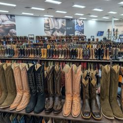 Lucchese