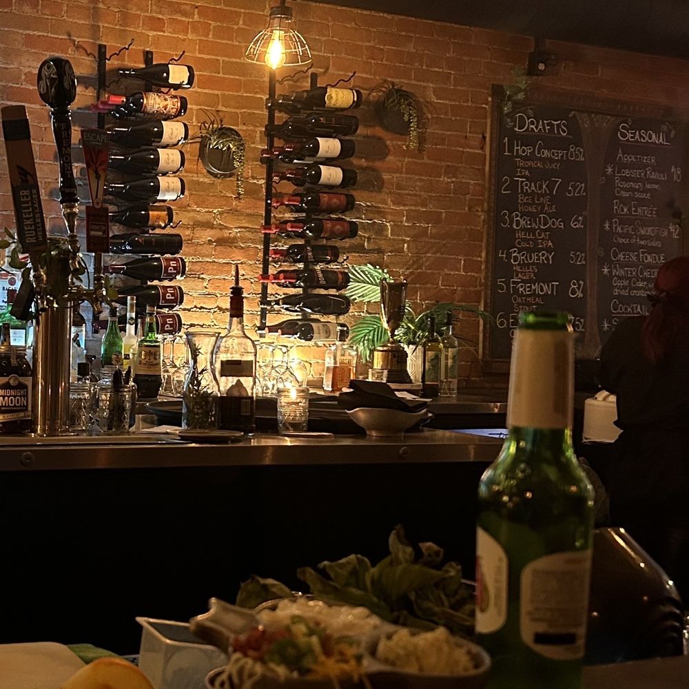 The Melting Pot 1 Anaheim photo 7