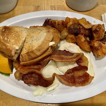 Apollo Cafe - The Egg Apollo with bacon - American Near Me - Pittsburgh, Pennsylvania Apollo Cafe - The Egg Apollo with bacon - American Near Me - Pittsburgh, Pennsylvania