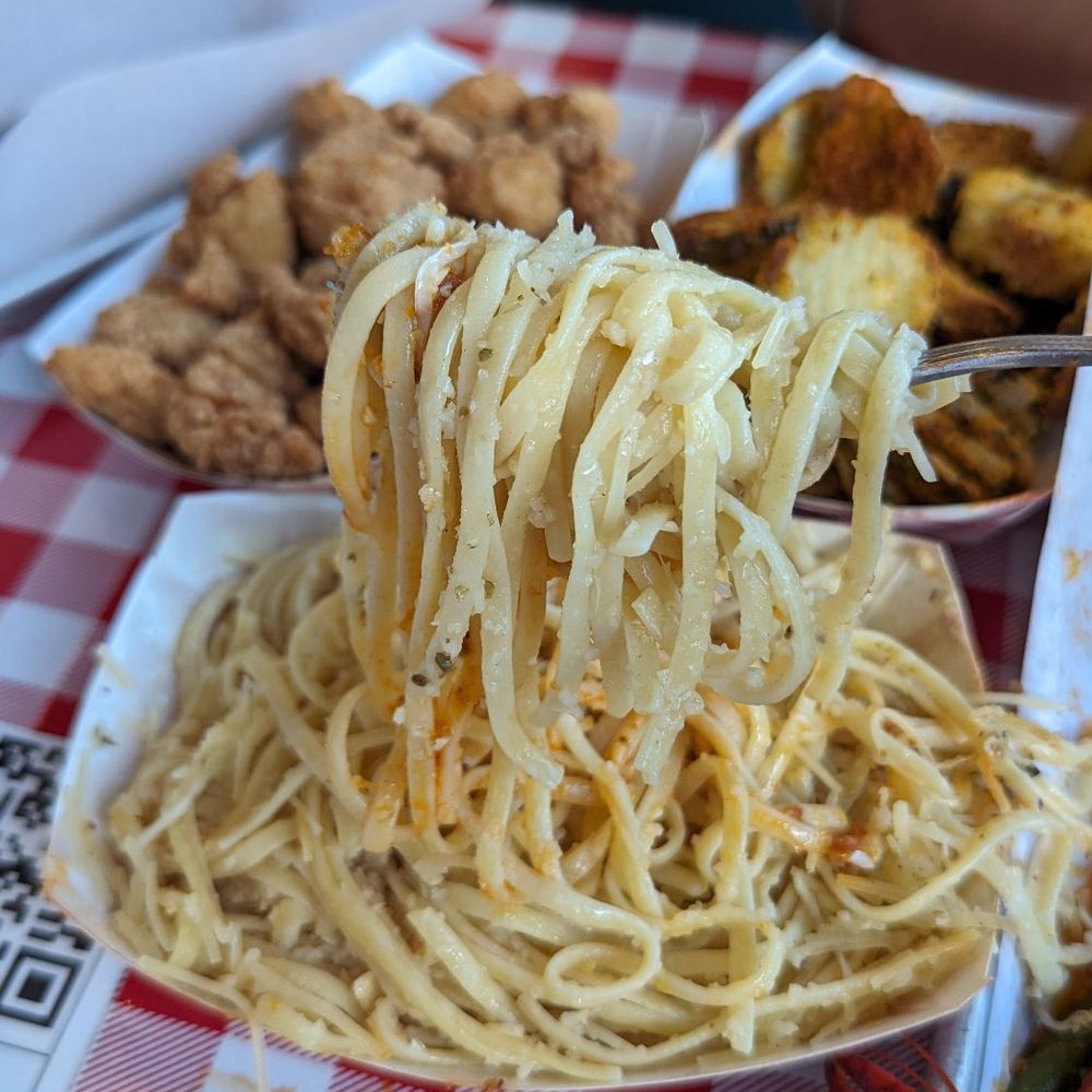 Lowcountry Lakeview - Garlic Noodles - Cajun/Creole Near Me - Chicago, Illinois Lowcountry Lakeview - Garlic Noodles - Cajun/Creole Near Me - Chicago, Illinois
