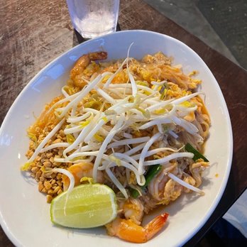 Thai Kitchen - Shrimp & Chicken Pad Thai - Thai Near Me - Minturn, Colorado Thai Kitchen - Shrimp & Chicken Pad Thai - Thai Near Me - Minturn, Colorado
