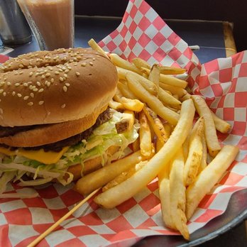 Bob's Big Boy - American Near Me - Norco, California