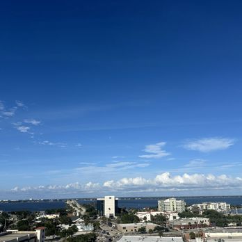 The Landing RoofTop - Comfort Food Near Me - Melbourne, Florida